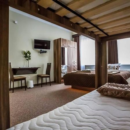 Luxury Air-Conditioned Family Apartment Spitalska Old Town Pressburg Exterior foto