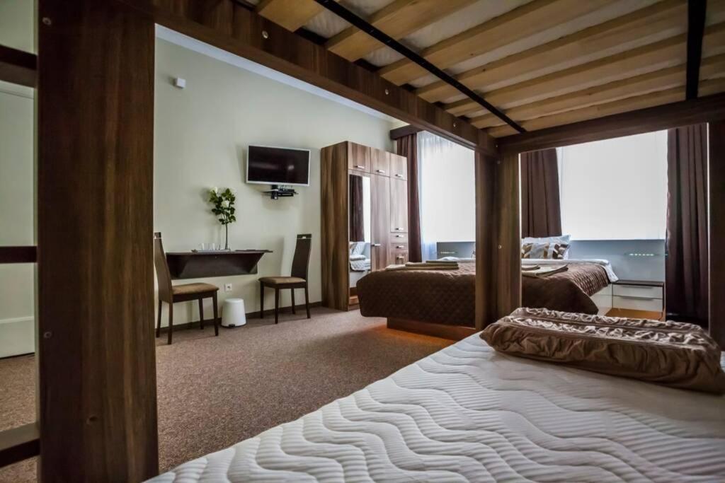 Luxury Air-Conditioned Family Apartment Spitalska Old Town Pressburg Exterior foto